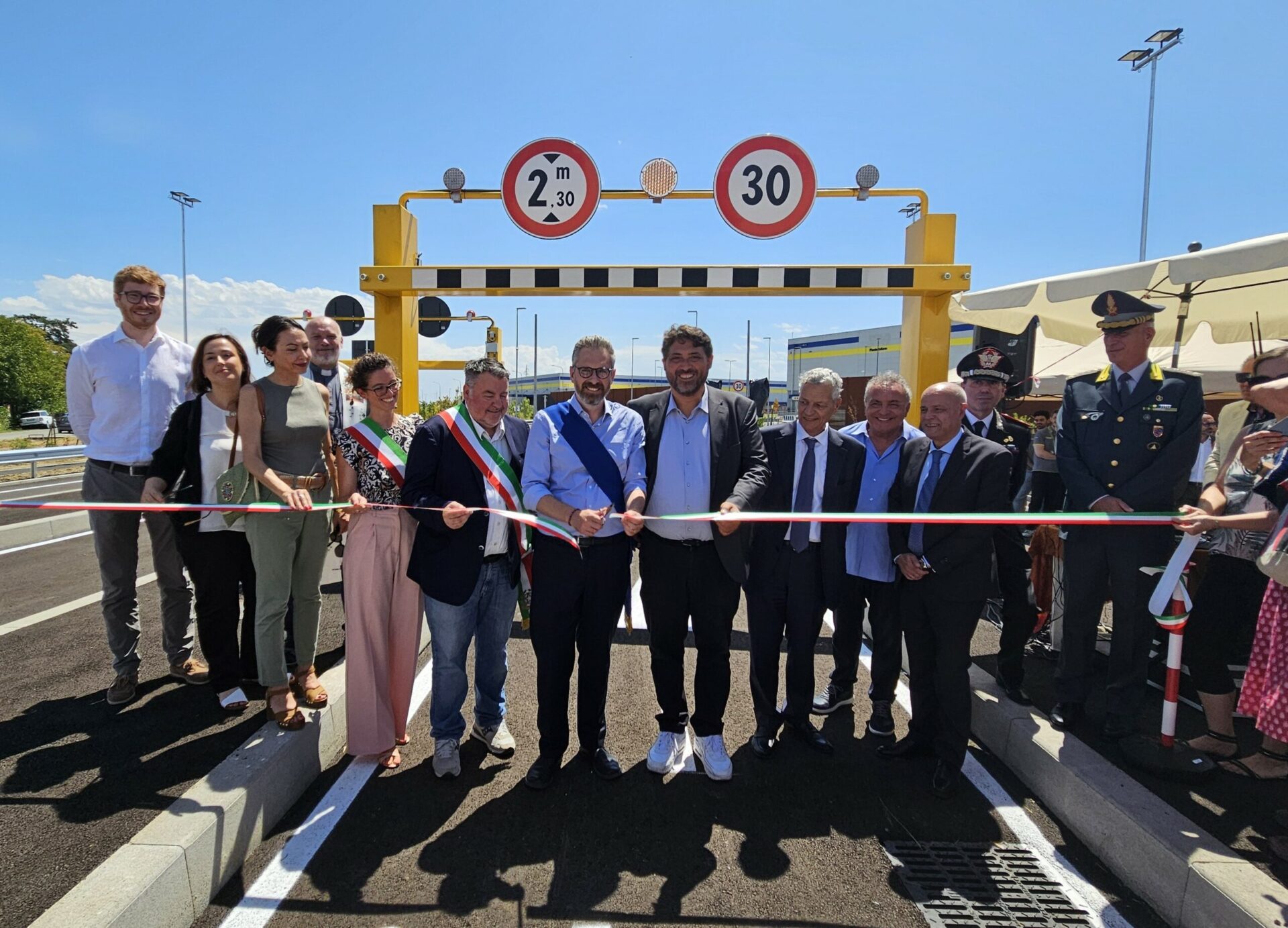 video-|-ora-l’interporto-di-bologna-ha-un-nuovo-ingresso-(riservato-agli-automobilisti)