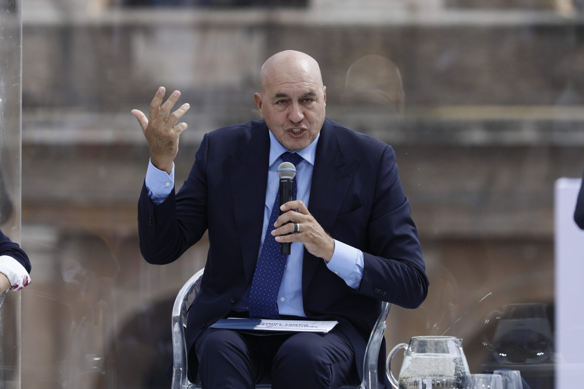 il-ministro-crosetto-ammette:-“il-piano-americano-molto-duro-nei-confronti-dell’ucraina”