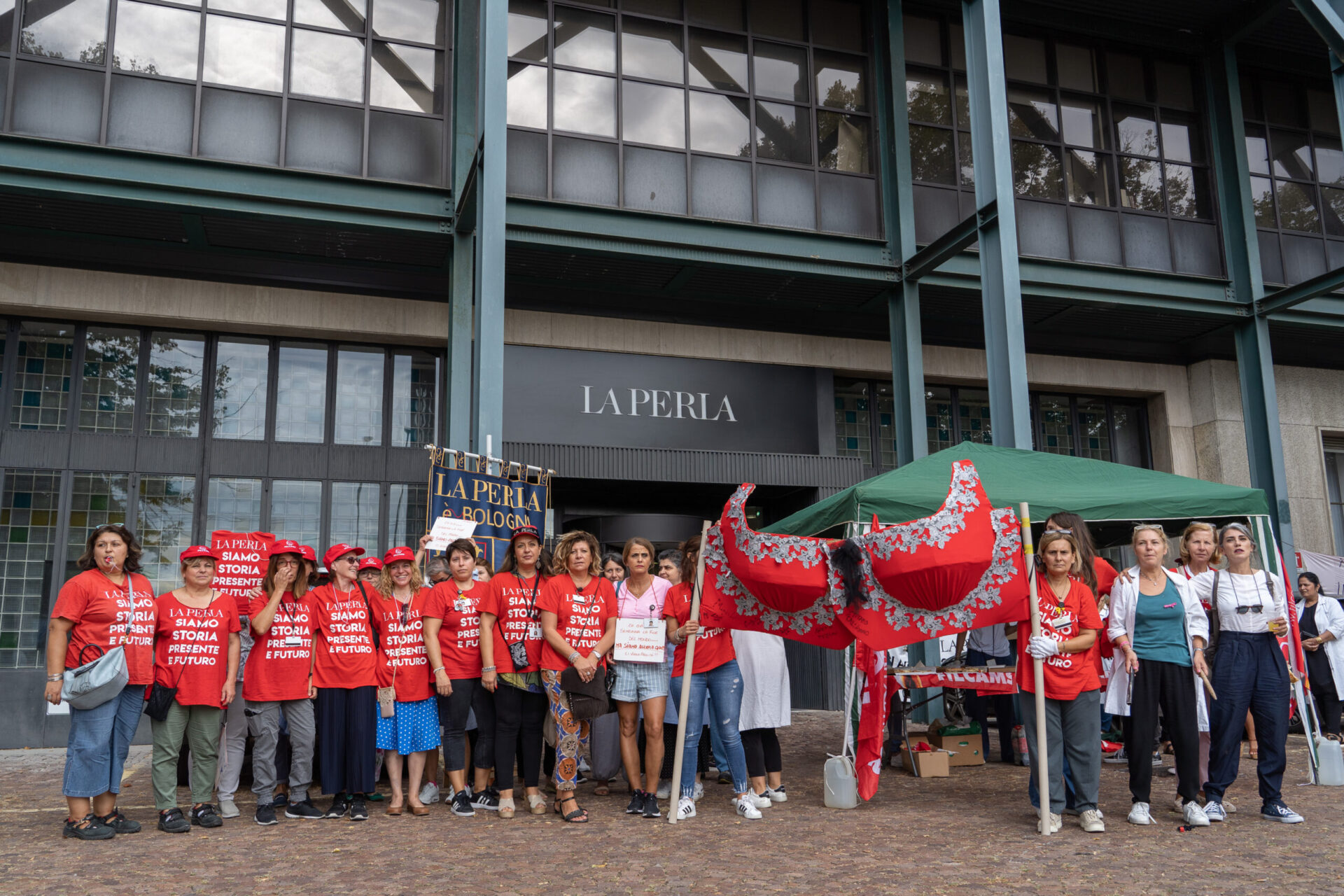 la-perla,-si-chiude-la-vertenza:-tutte-riassunte-nella-nuova-societa