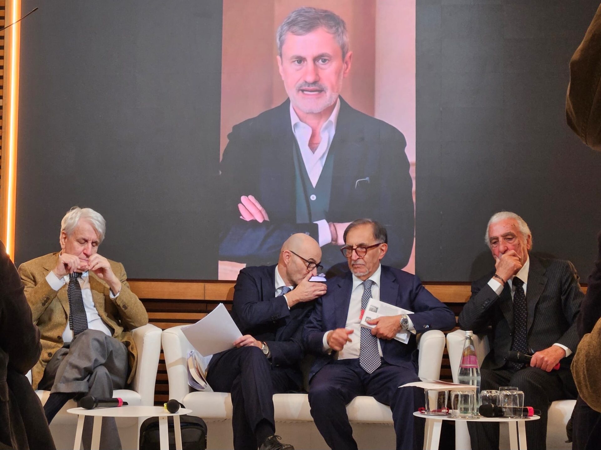 l’ultima-lettera-di-alemanno-dal-carcere,-con-l’intelligenza-artificiale