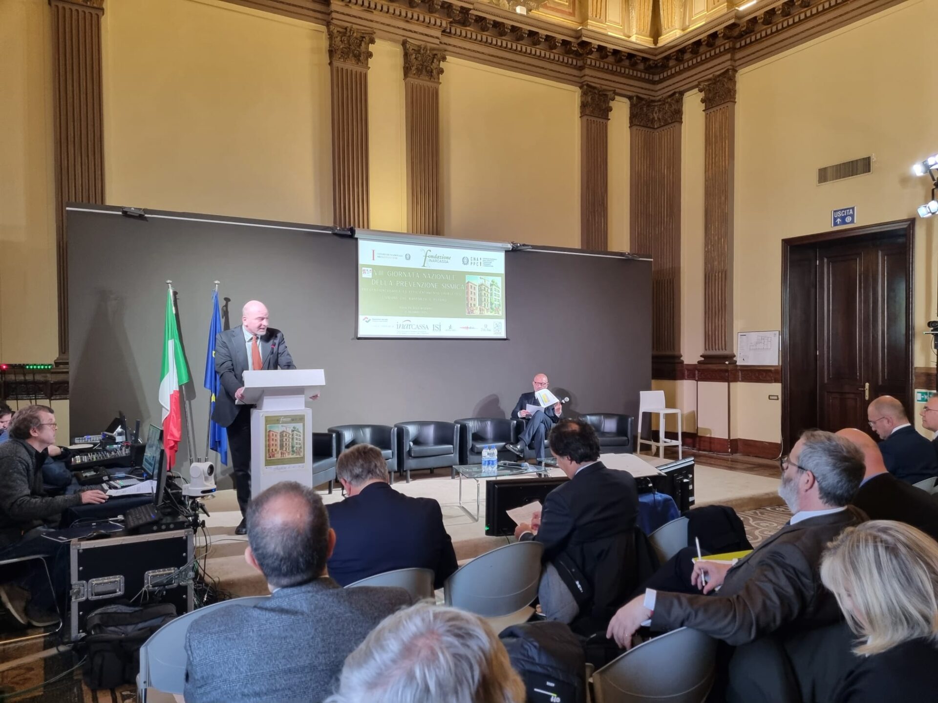 foto-|-video-|-terremoto,-il-rischio-sismico-sugli-edifici-italiani-pesa-quasi-4-miliardi-l’anno