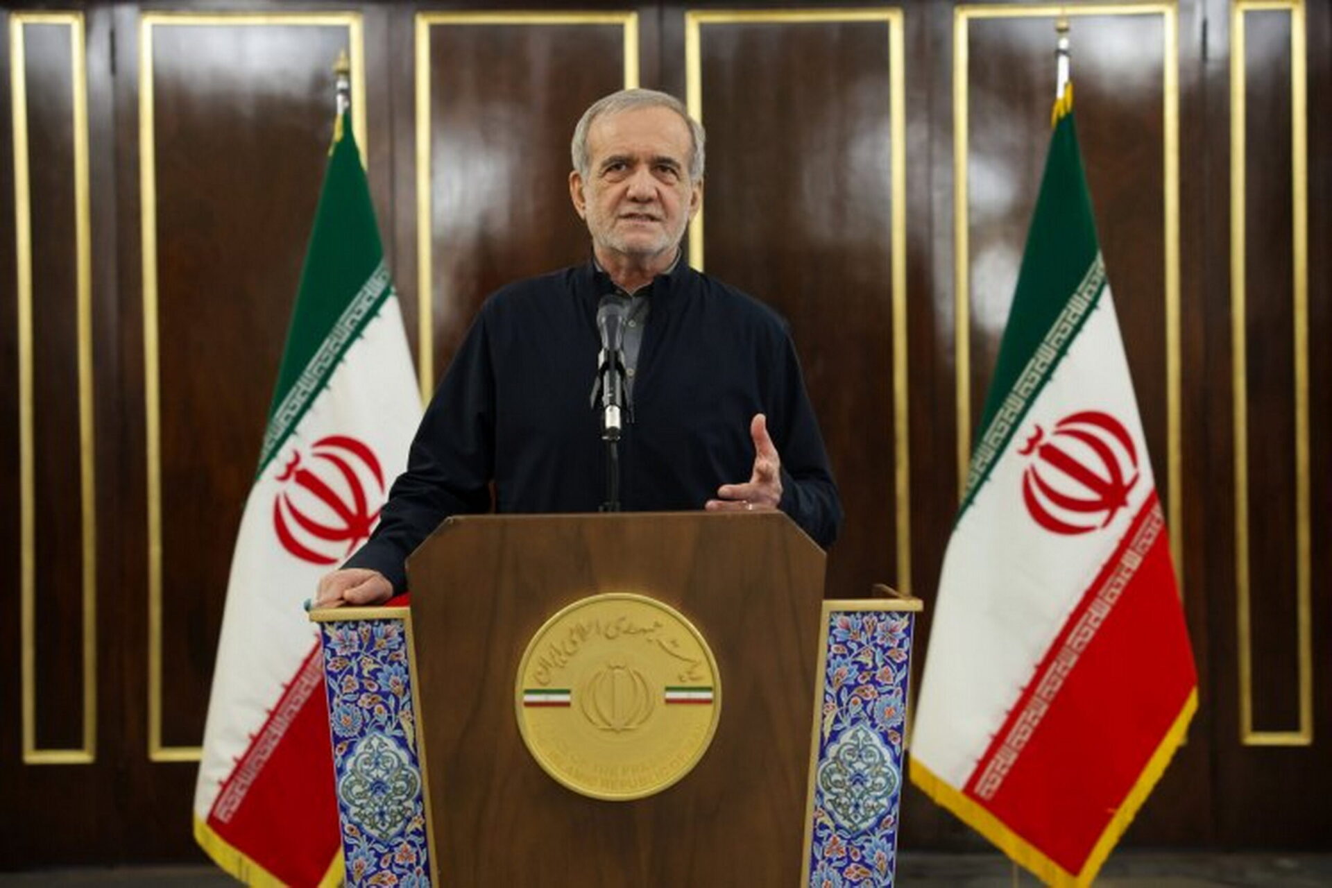 iran,-pezeshkian-fa-un-‘mezzo’-passo-indietro:-“dovevamo-ascoltare-prima-la-gente”