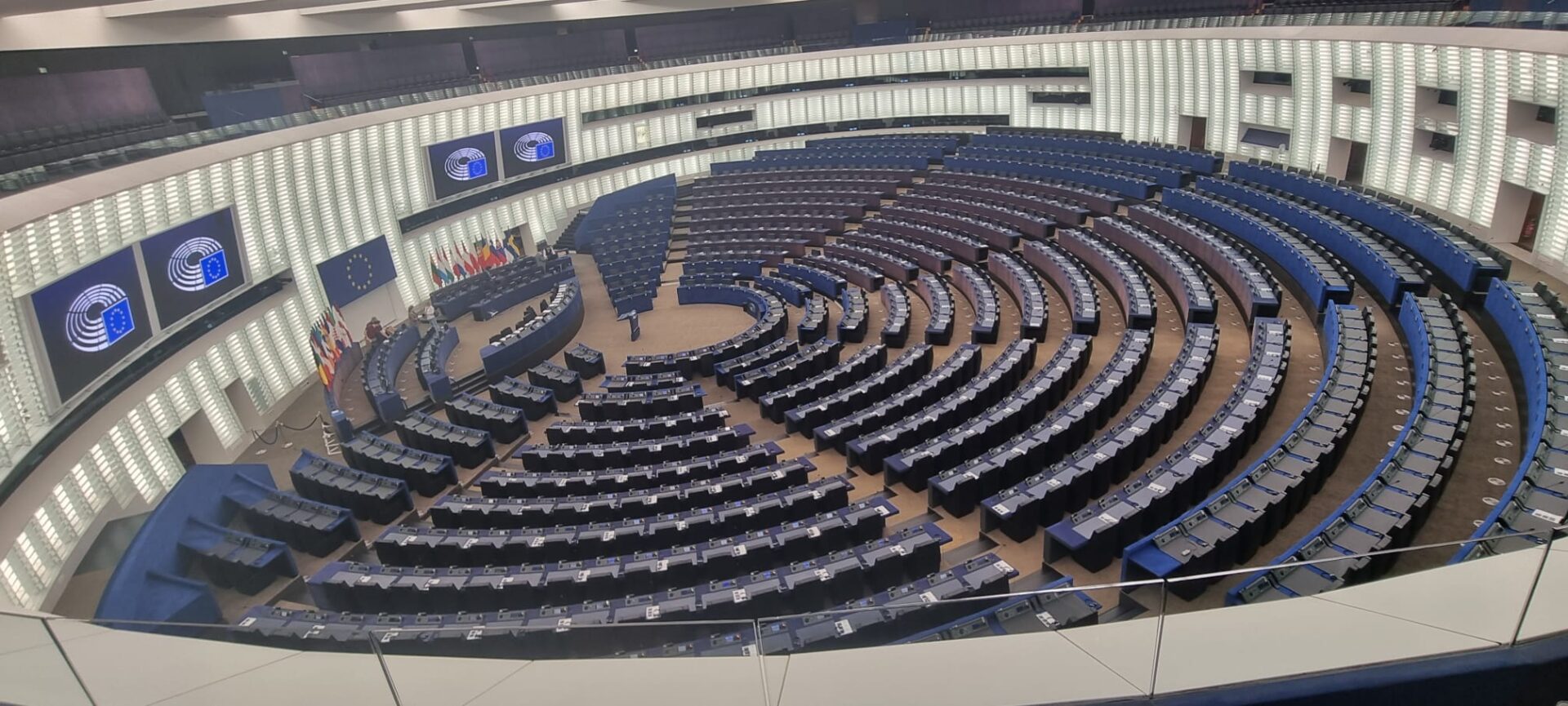 groenlandia,-rinviato-il-voto-del-parlamento-europeo.-tajani:-“fermezza-e-dialogo”