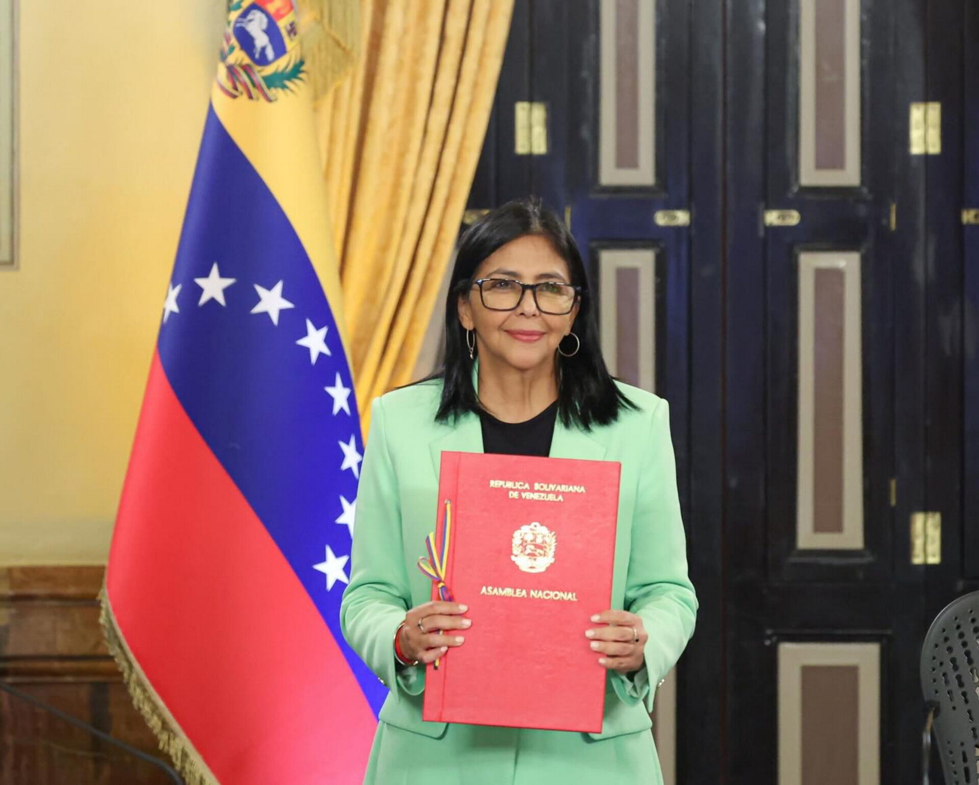 l’amnistia-ora-e-legge-in-venezuela.-la-presidente-rodriguez:-“ora-la-democrazia”