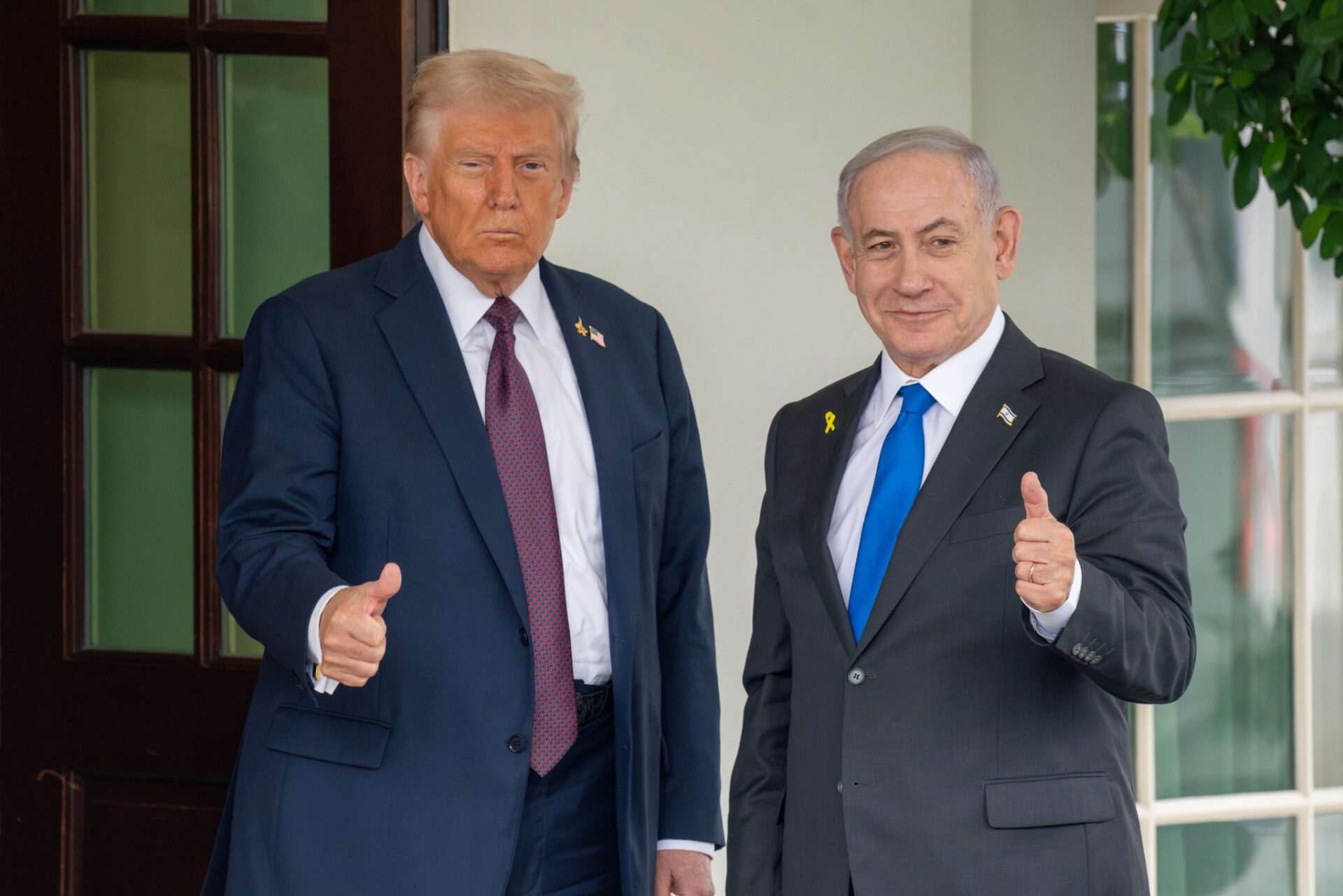 le-“sciocchezze”-di-netanyahu,-i-no-di-vance:-il-new-york-times-racconta-come-trump-ha-deciso-di-(ri)scatenare-la-guerra-in-iran
