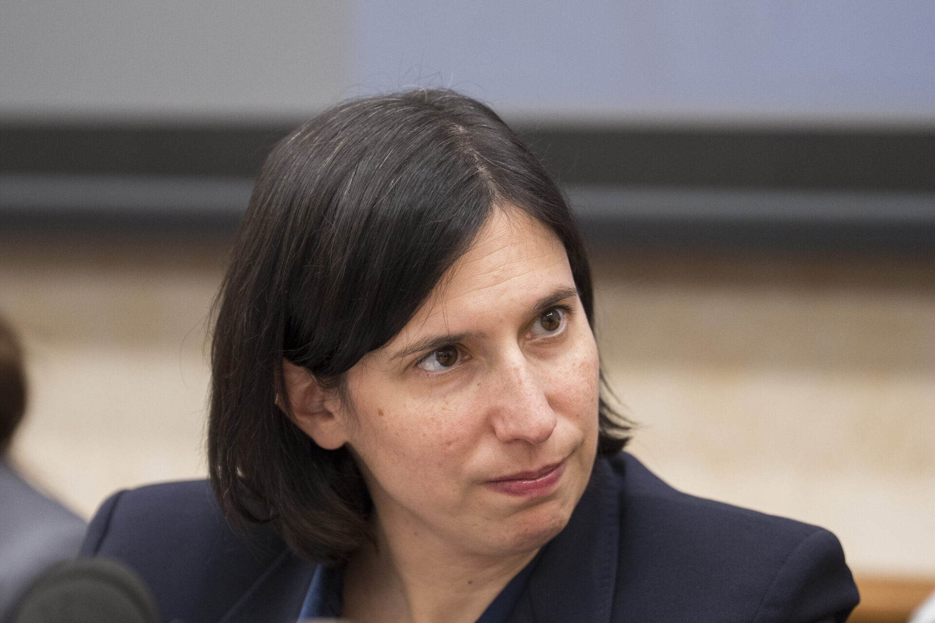 schlein:-“ferma-condanna-per-l’attacco-di-trump-alla-premier-meloni”