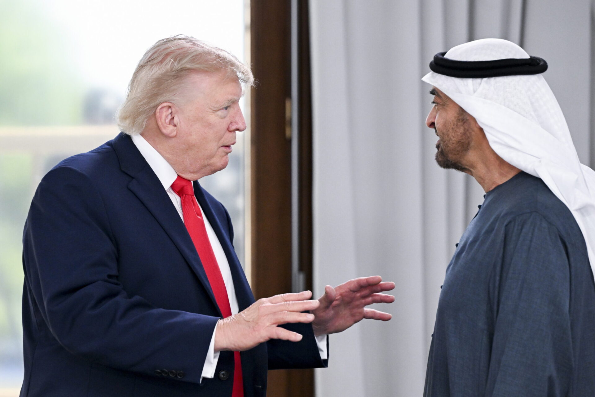libano,-trump-striglia-netanyahu:-“israele-non-butti-giu-palazzi-ogni-volta”.-ad-hezbollah-ci-pensi-la-siria,-“lo-fa-meglio”