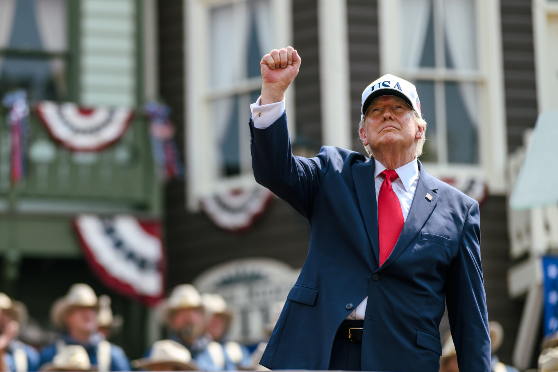 scattano-i-nuovi-dazi-di-trump,-tra-il-10%-e-il-12,5%-a-oltre-60-paesi-europa-compresa
